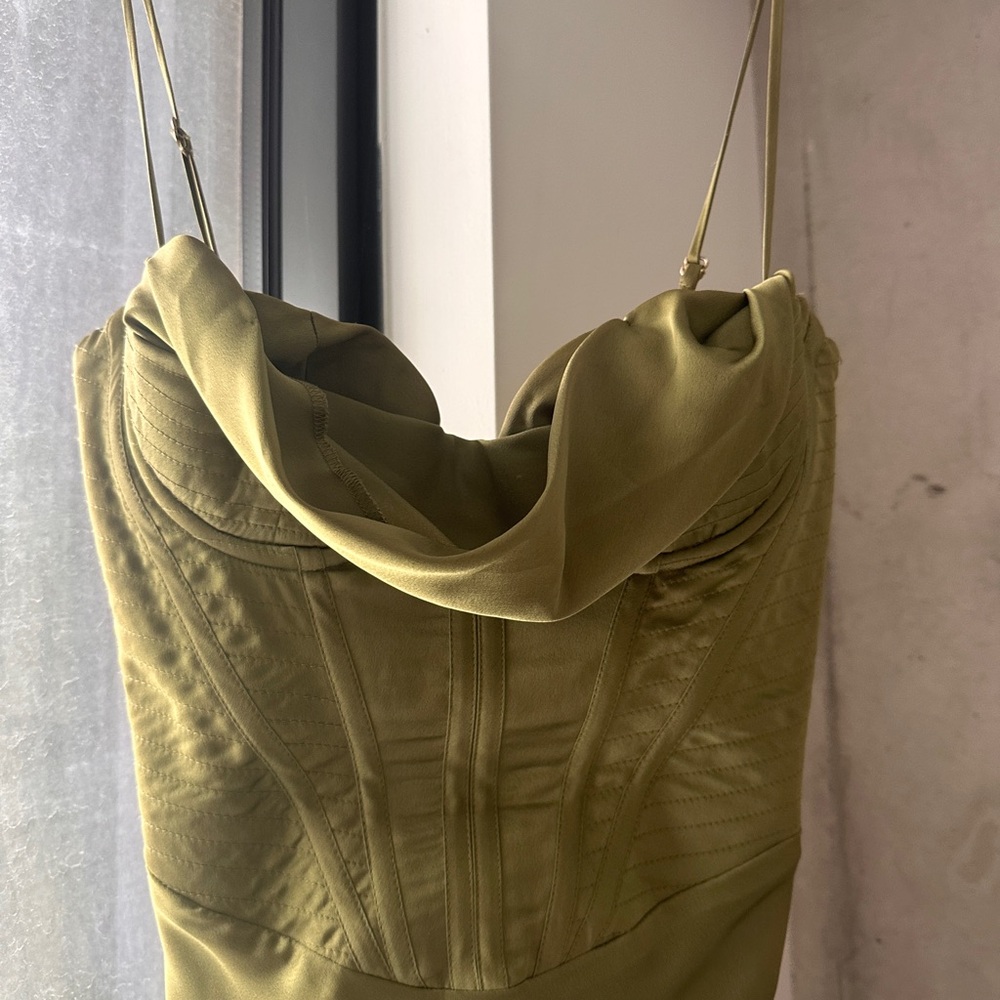 House of CB Olive Green Dress almost new XS - Picture 2 of 4
